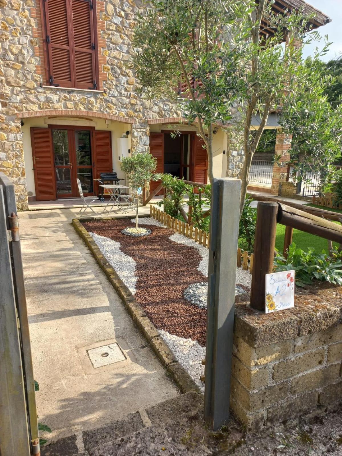 Saturnia House Apartment Poggio Murella Bagian luar foto